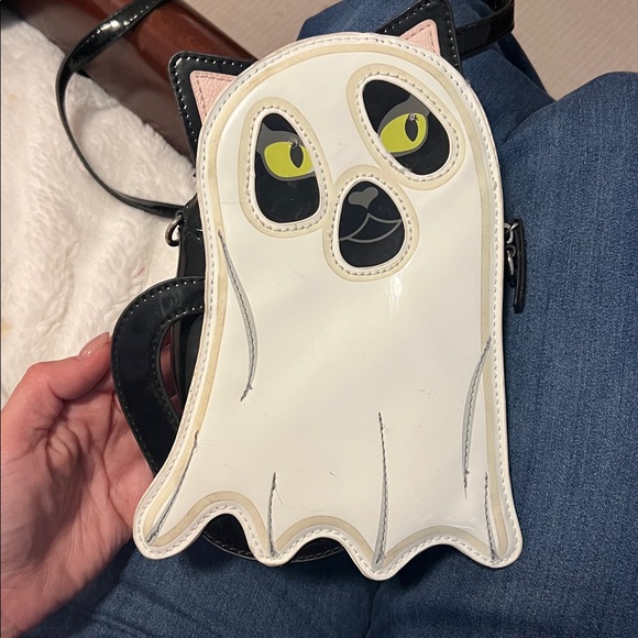 Betsy Johnson glow in the dark cat bag wearing ghost - Picture 3 of 7